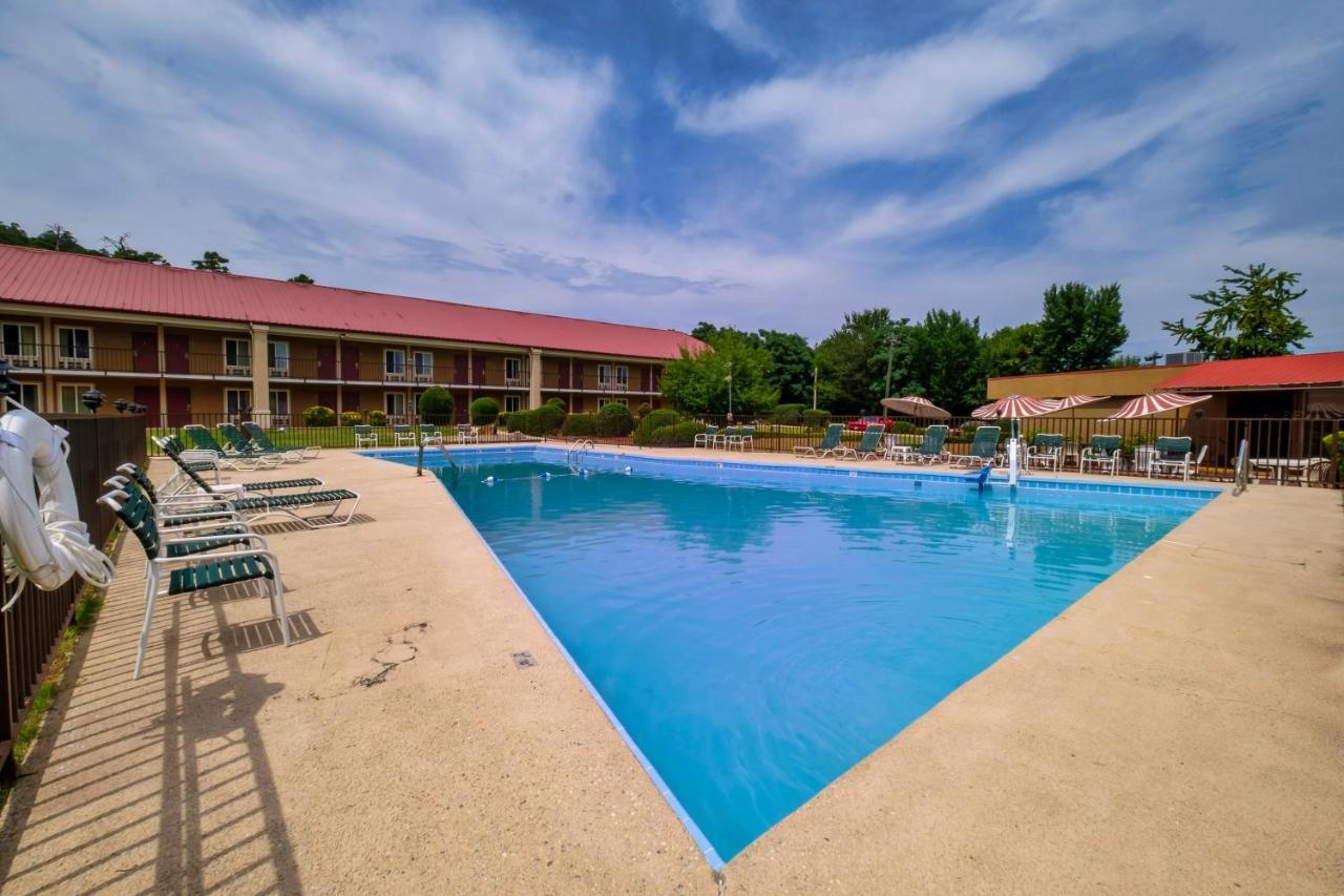Red Roof Inn Hot Springs Ngoại thất bức ảnh